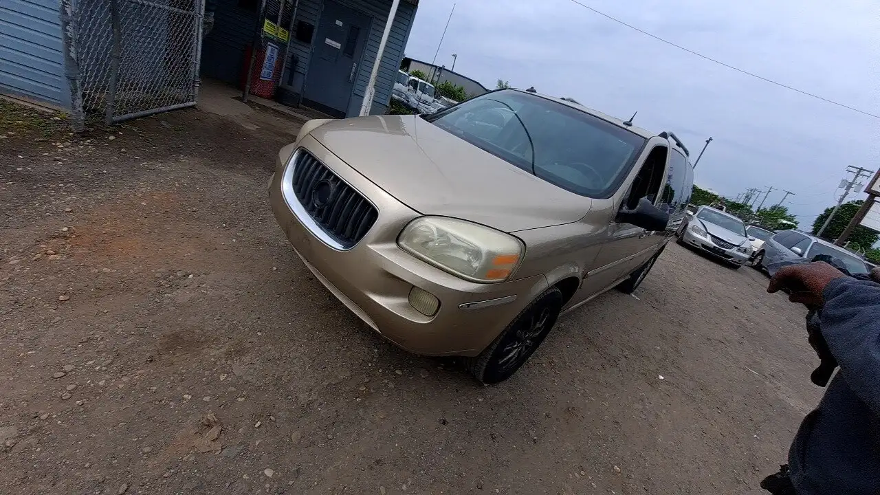 Photo of 2005 Buick Terraza