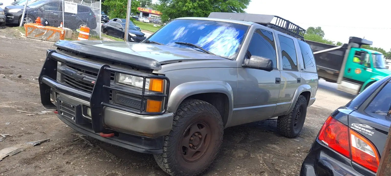 Photo of 1999 Chevrolet Tahoe