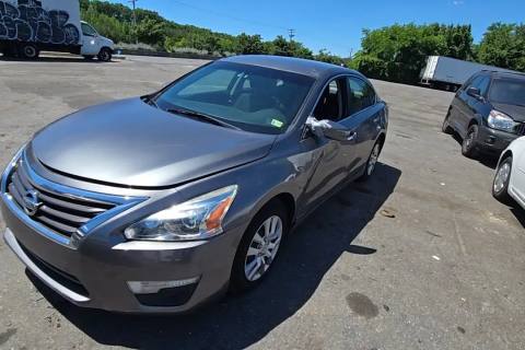 Photo of 2015 Nissan Altima
