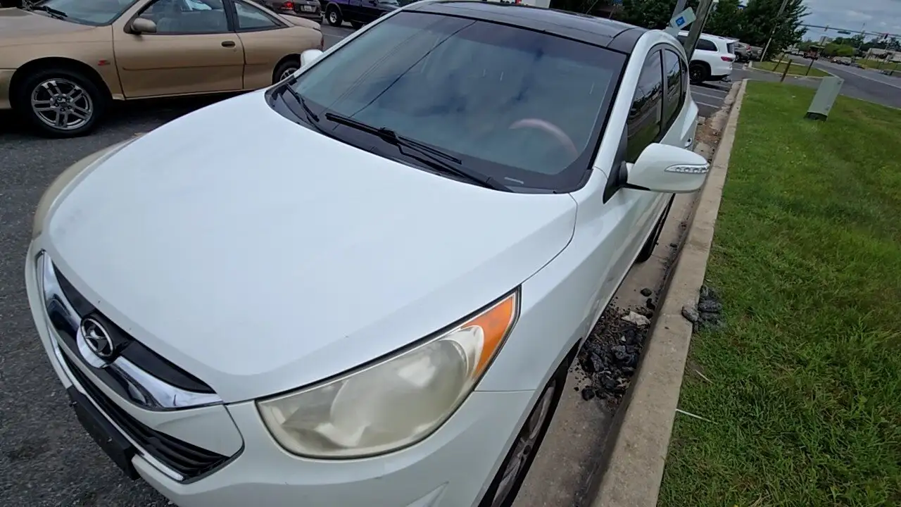 Photo of 2011 Hyundai Tucson