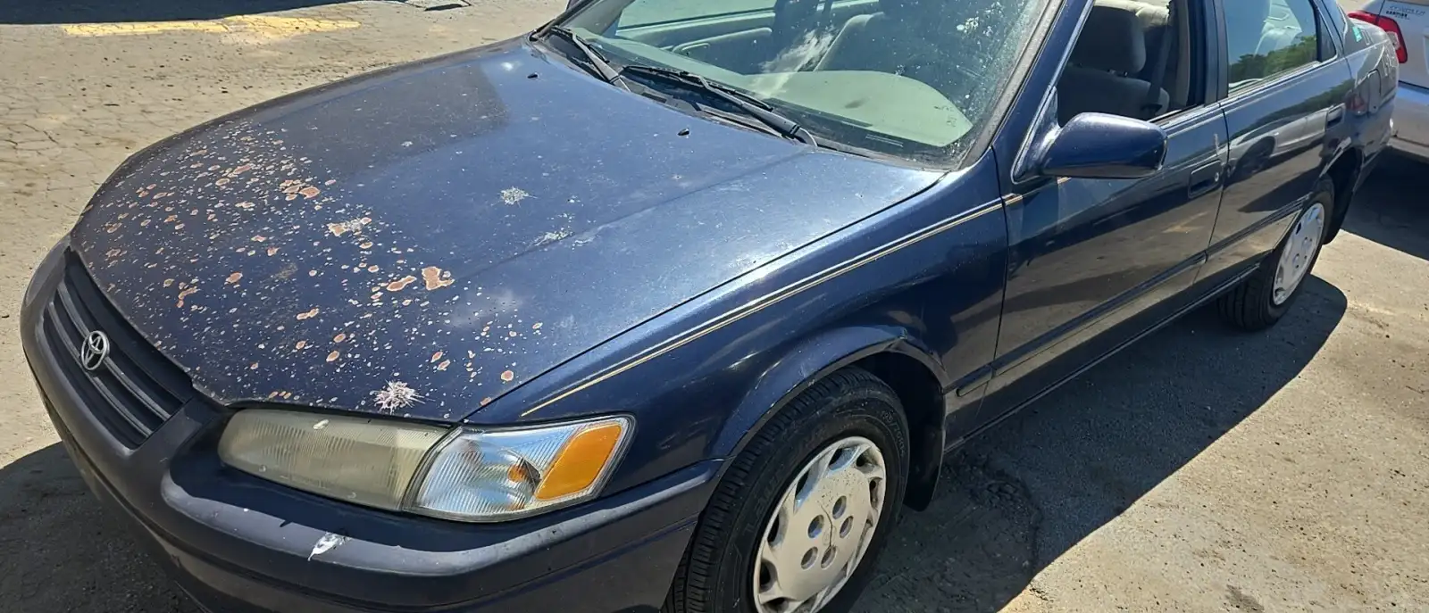 Photo of 1998 Toyota Camry