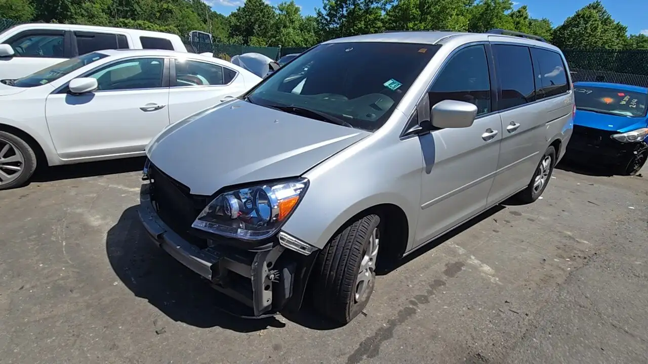 Photo of 2005 Honda Odyssey