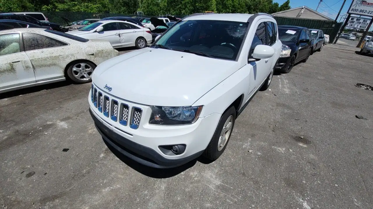 Photo of 2017 Jeep Compass