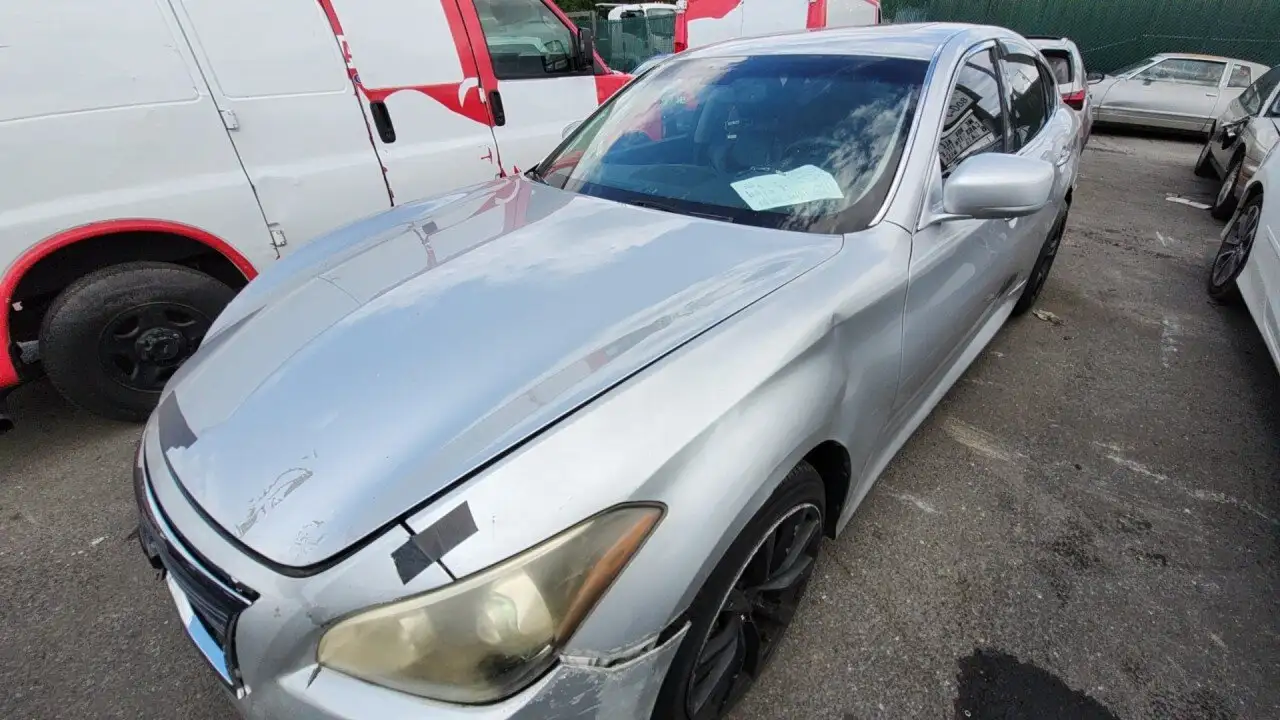 Photo of 2012 Infiniti M37