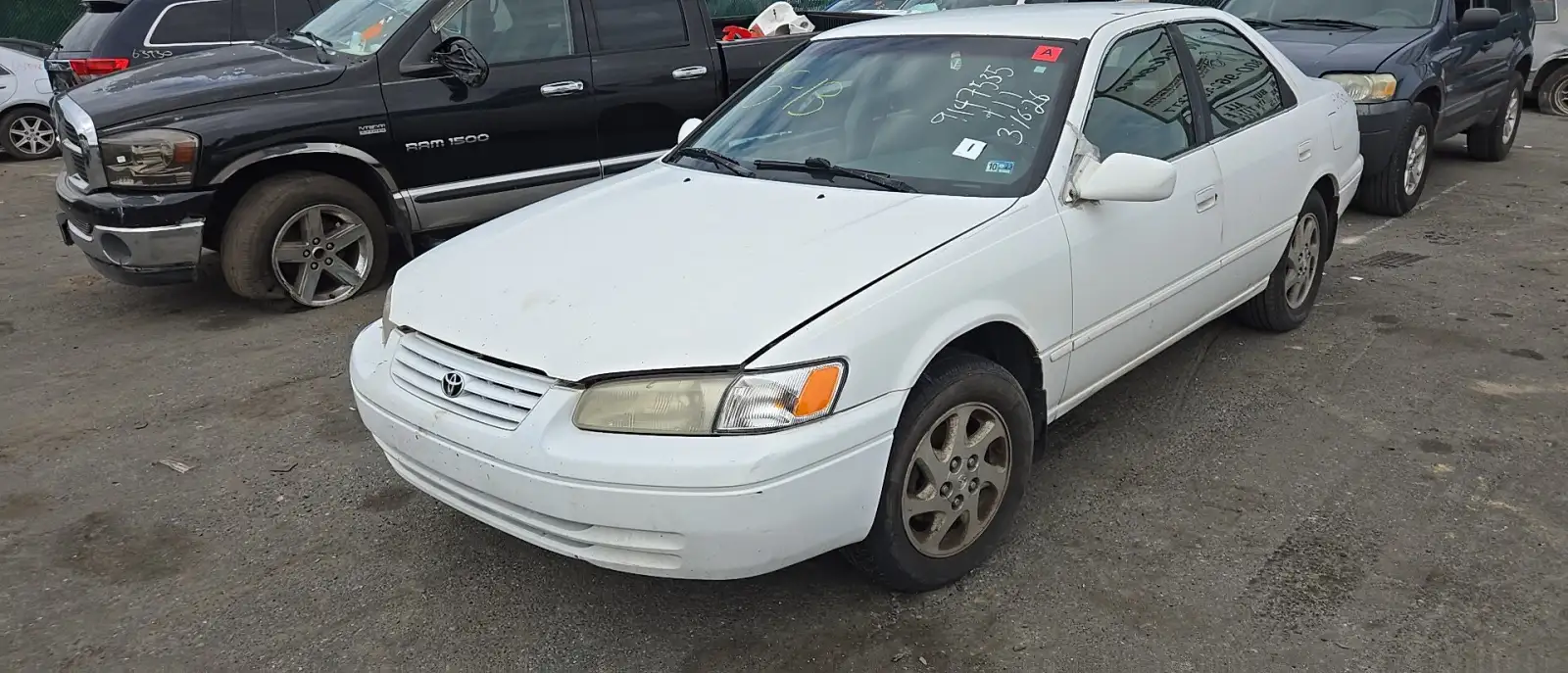 Photo of 1999 Toyota Camry
