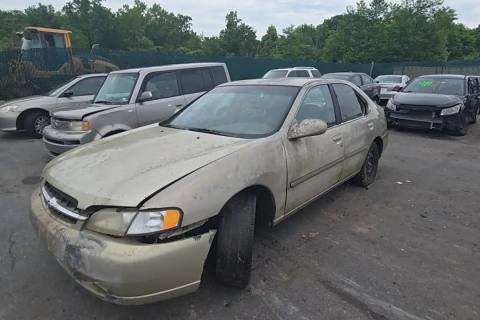 Photo of 2000 Nissan Altima