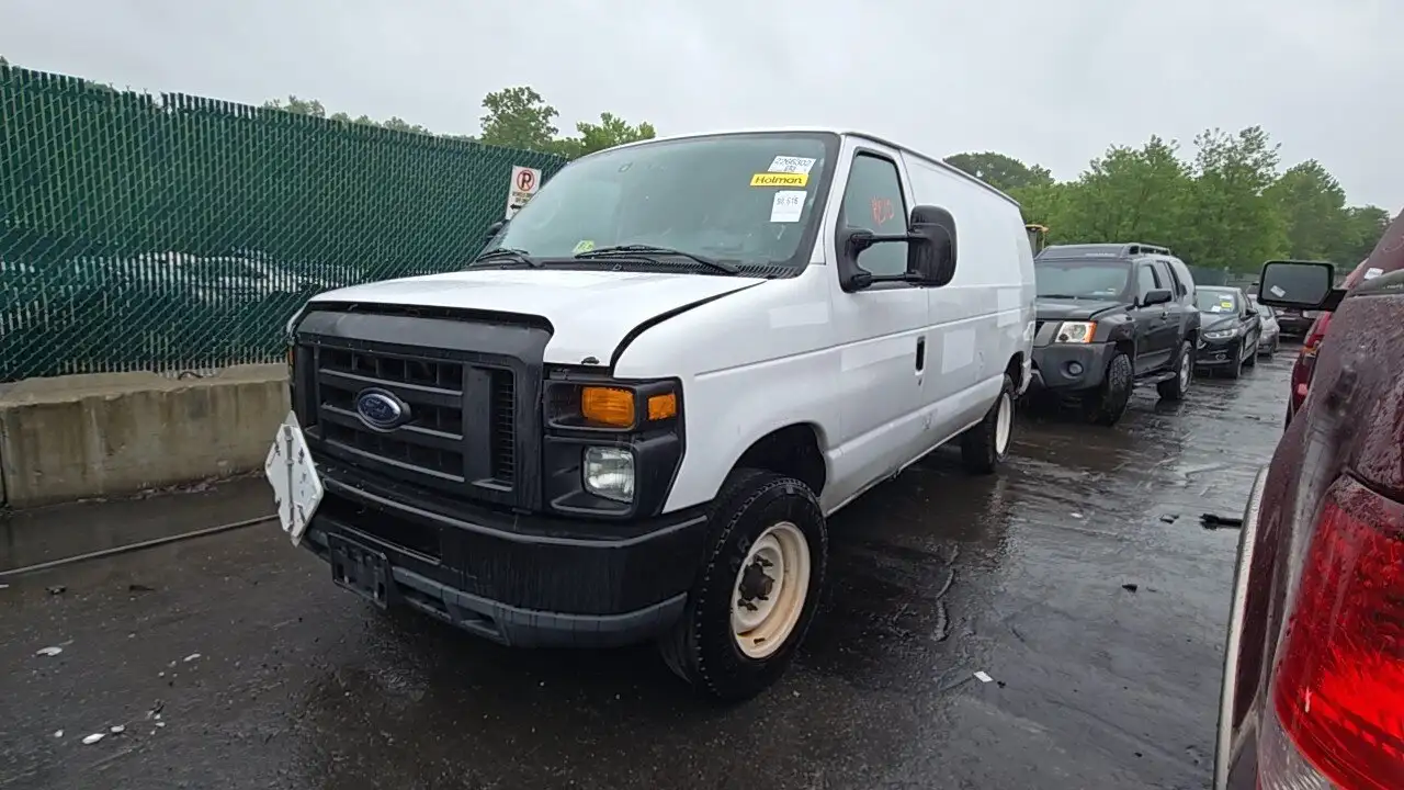 Photo of 2010 Ford E-150