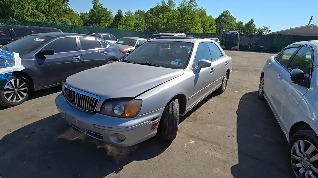 Photo of 2001 Hyundai Xg300