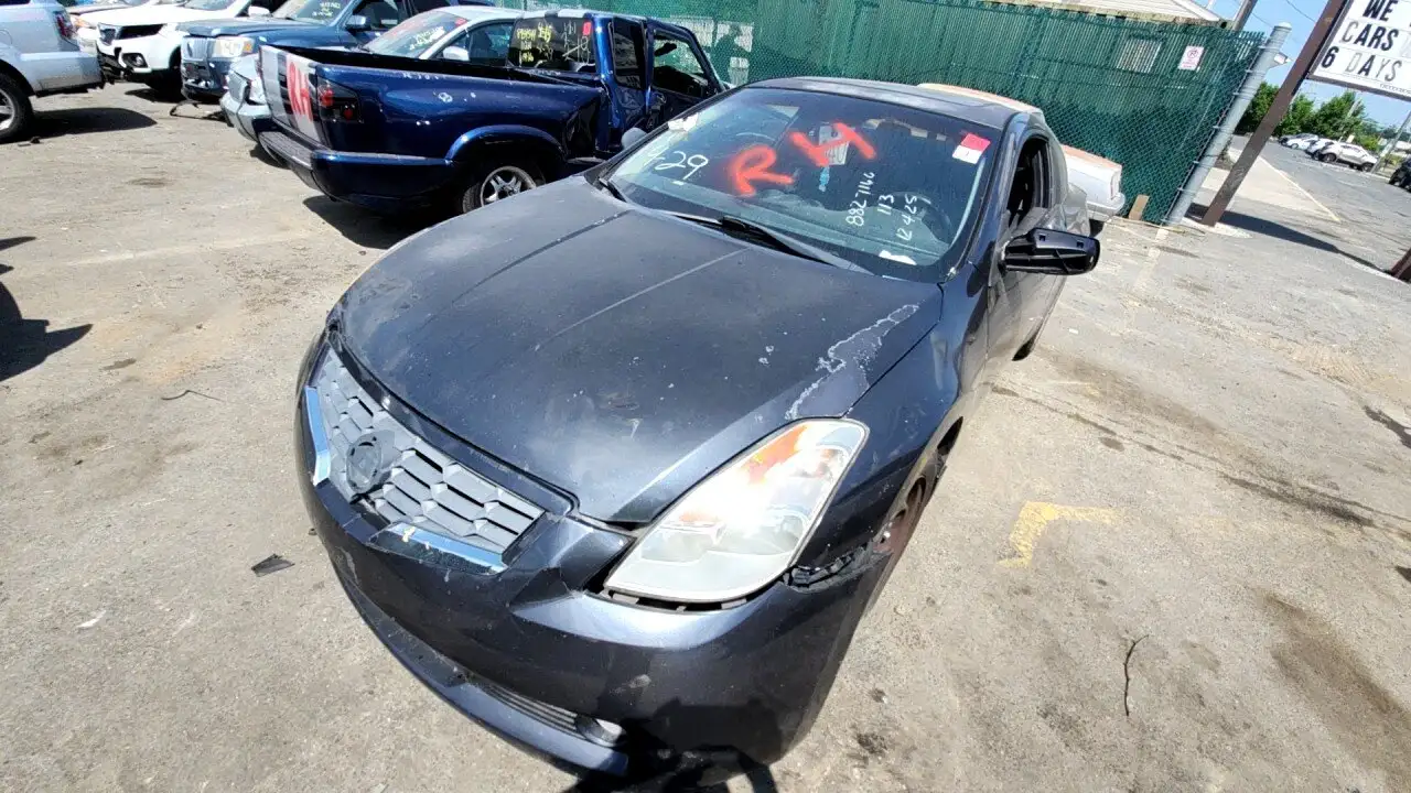 Photo of 2009 Nissan Altima