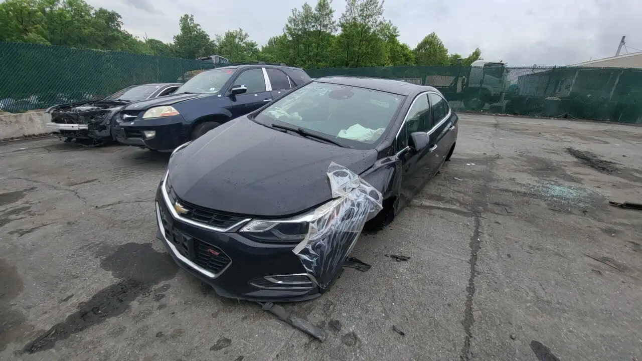 Photo of 2016 Chevrolet Cruze