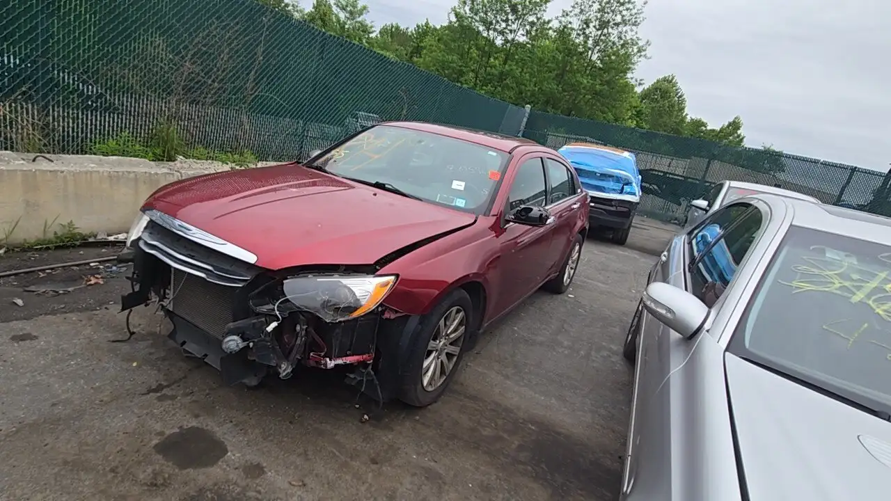 Photo of 2014 Chrysler 200