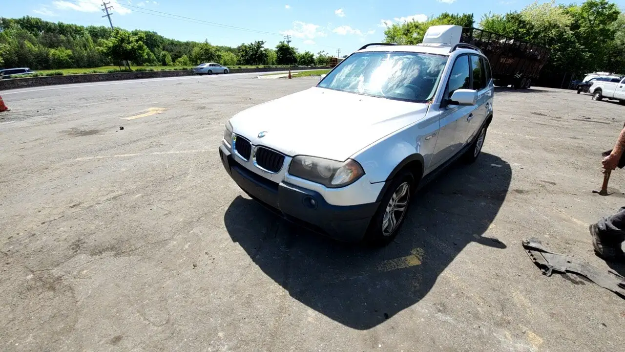 Photo of 2005 Bmw X3