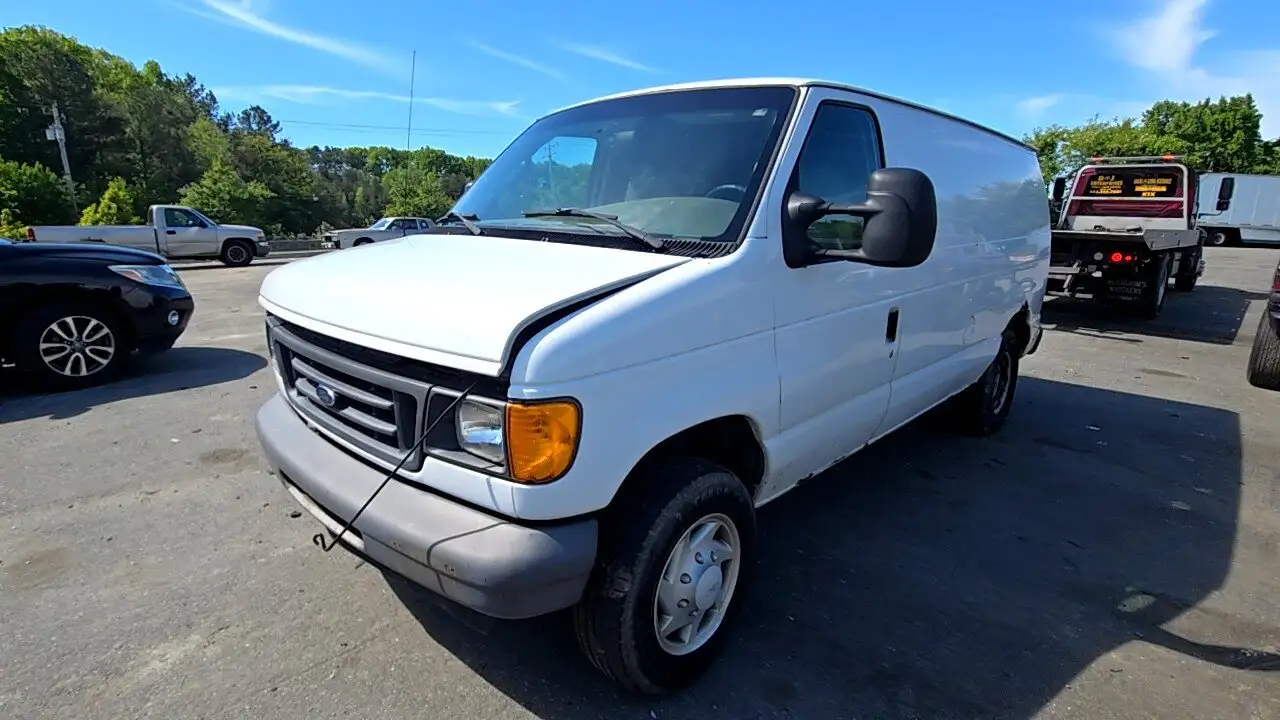 Photo of 2007 Ford E-150