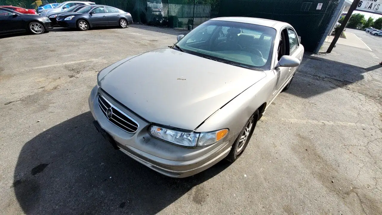 Photo of 2000 Buick Regal