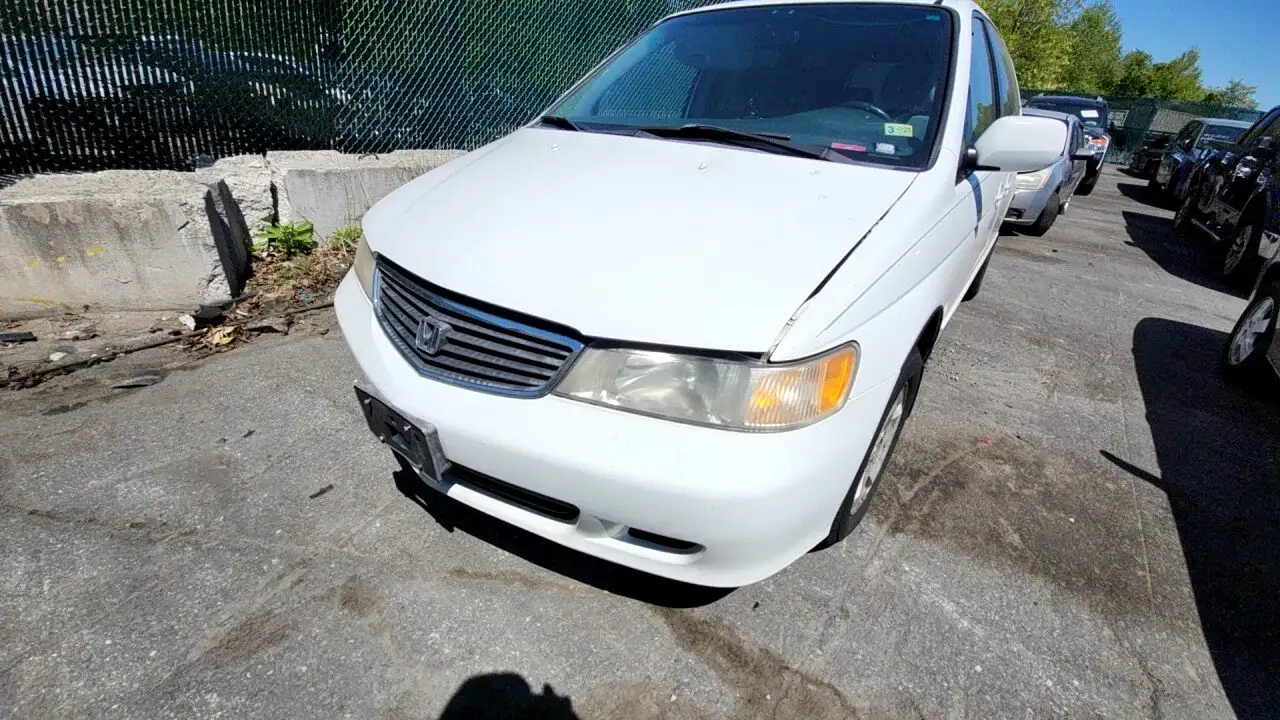 Photo of 2000 Honda Odyssey