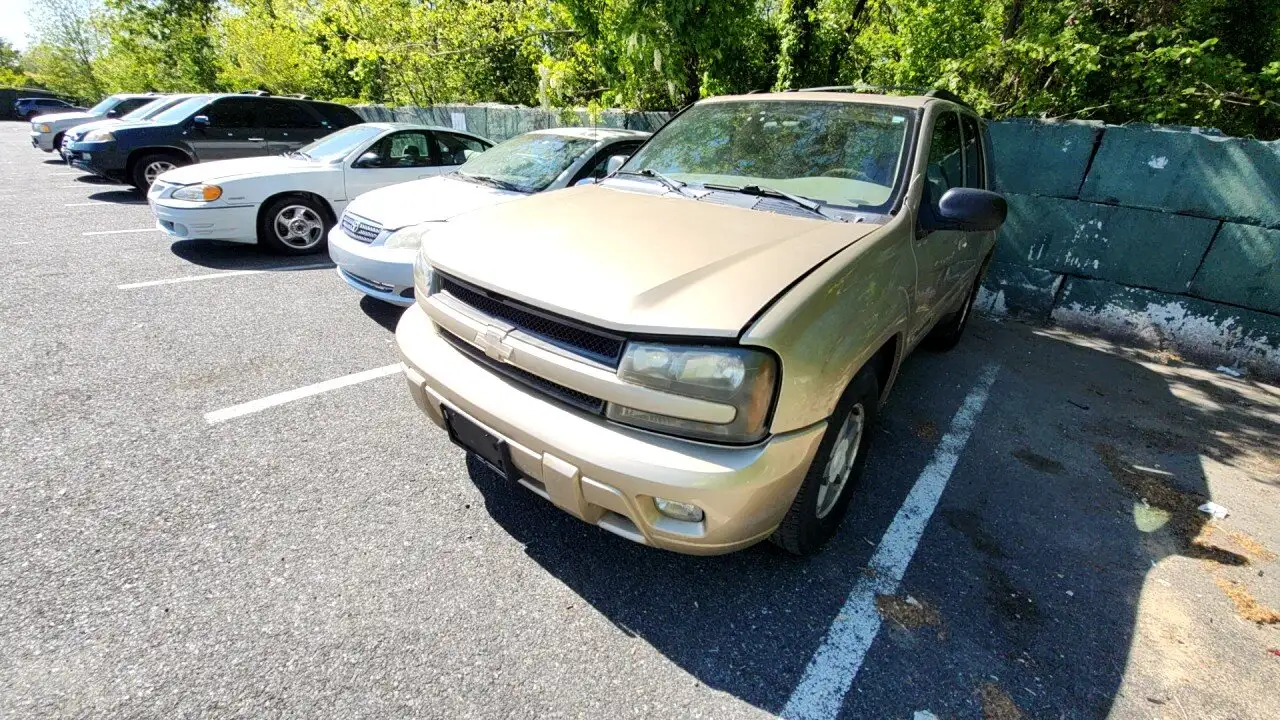 Photo of 2004 Chevrolet Trailblazer