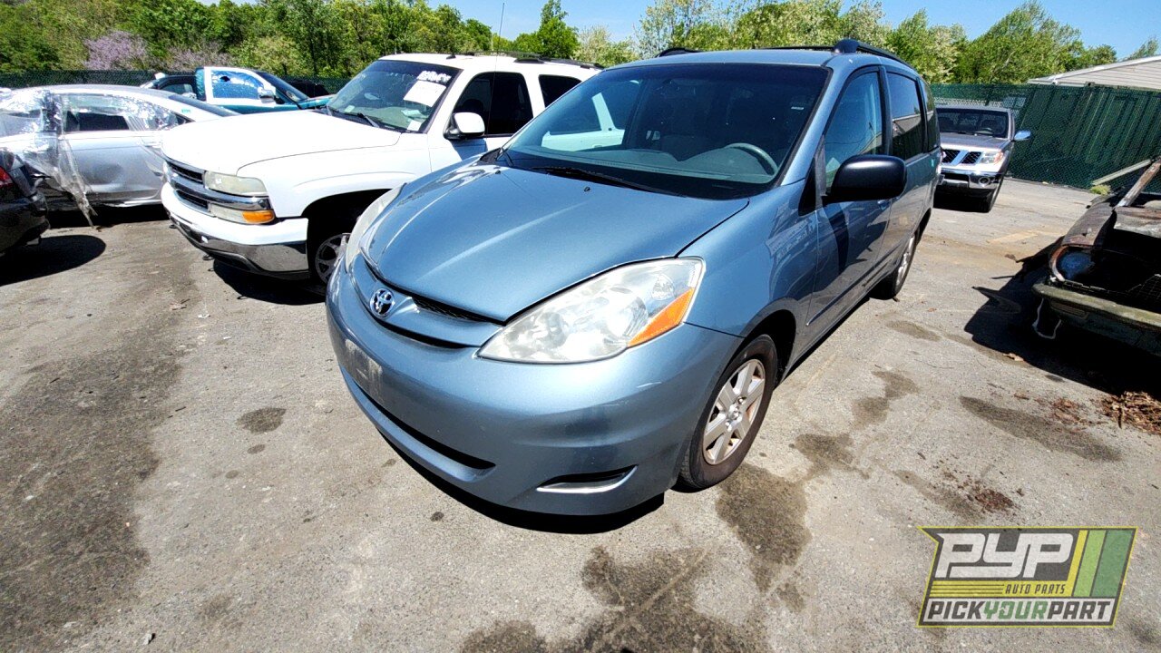 Photo of 2009 Toyota Sienna