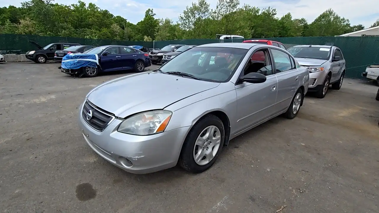 Photo of 2002 Nissan Altima