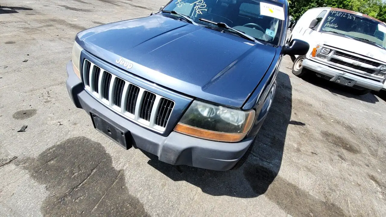 Photo of 2004 Jeep Grand Cherokee
