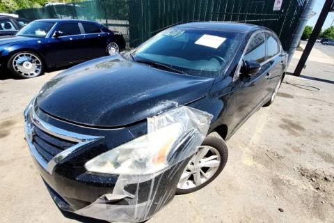 Photo of 2014 Nissan Altima