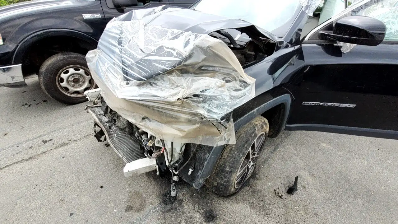 Photo of 2017 Jeep Compass