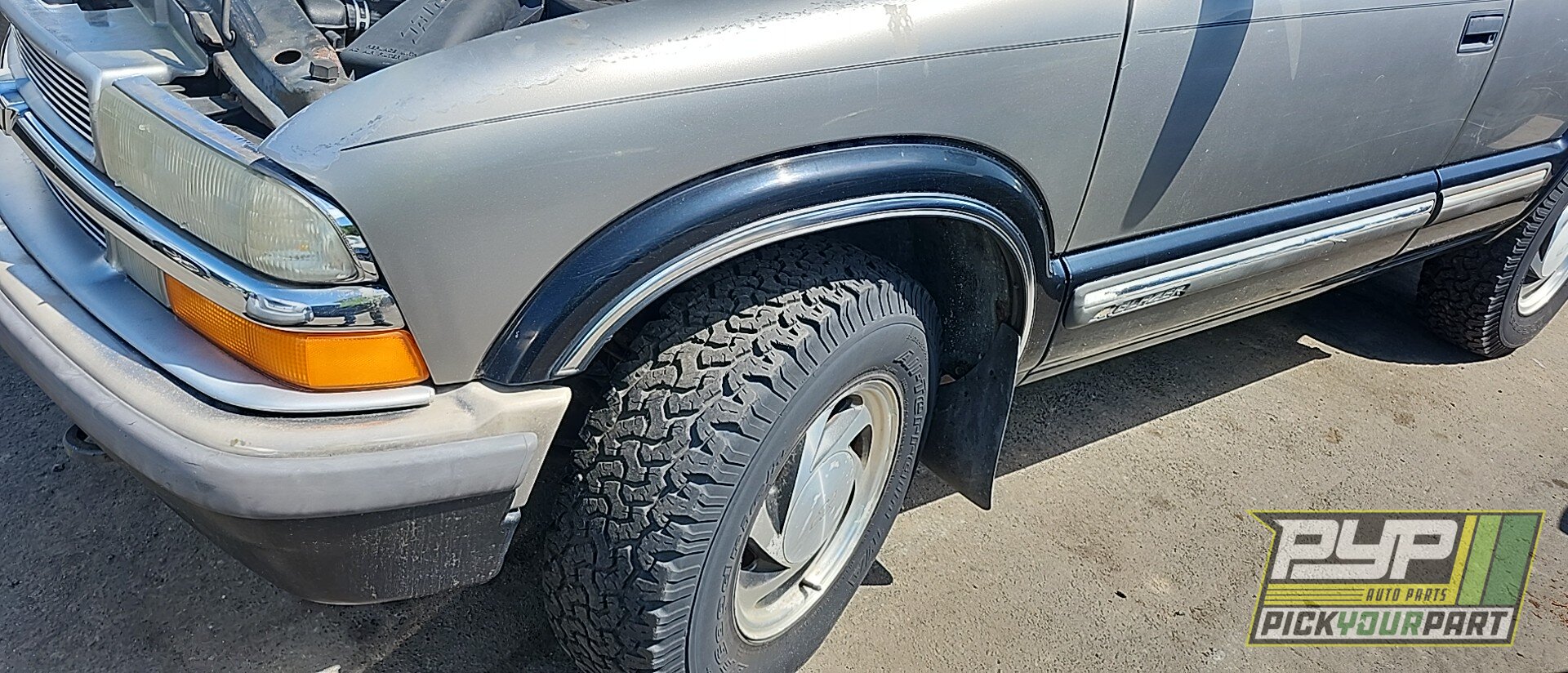 Photo of 1998 Chevrolet Blazer