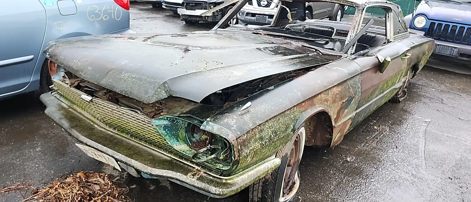 Photo of 1966 Ford Thunderbird