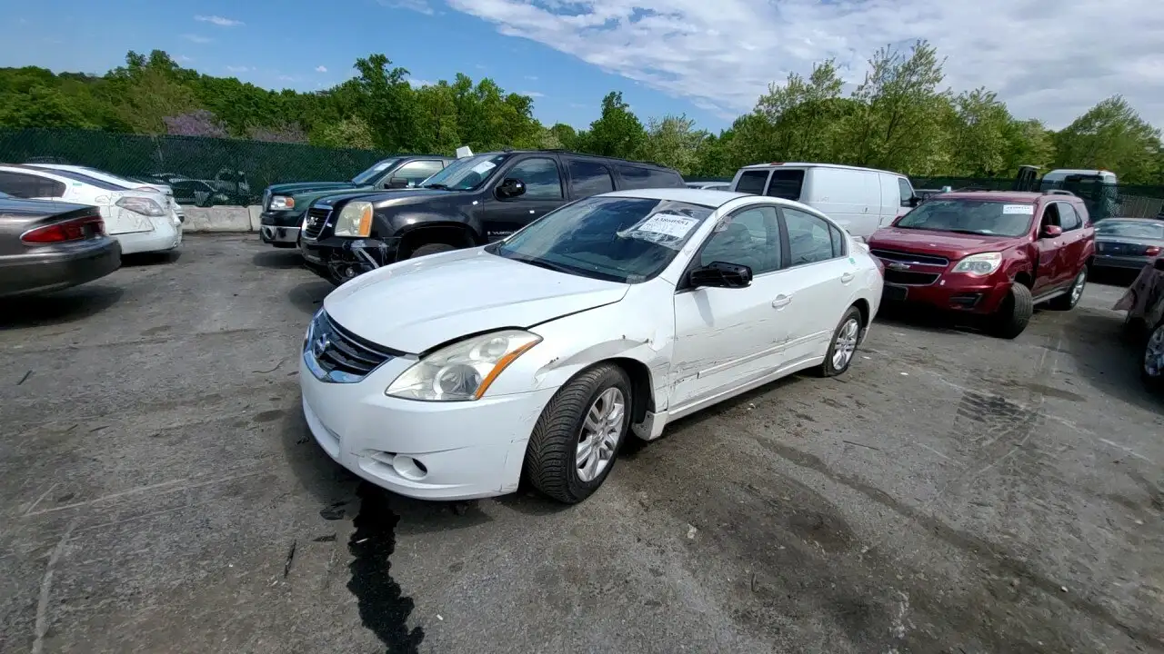 Photo of 2012 Nissan Altima