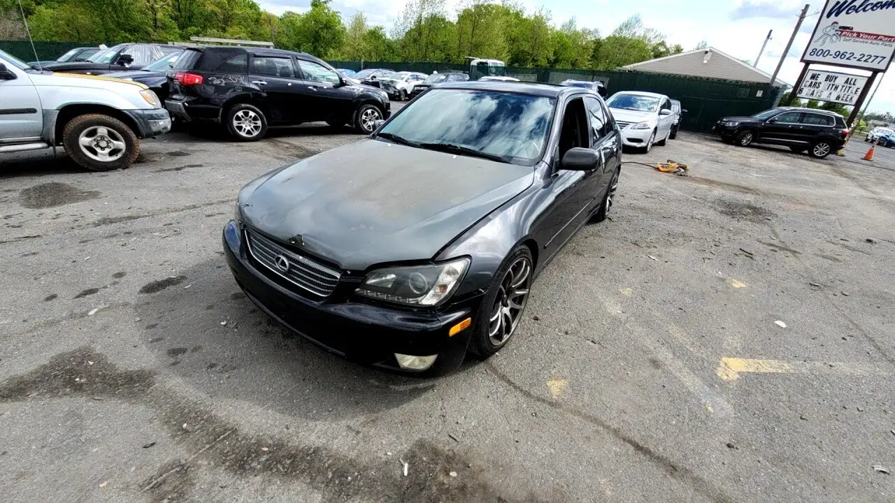 Photo of 2002 Lexus Is300