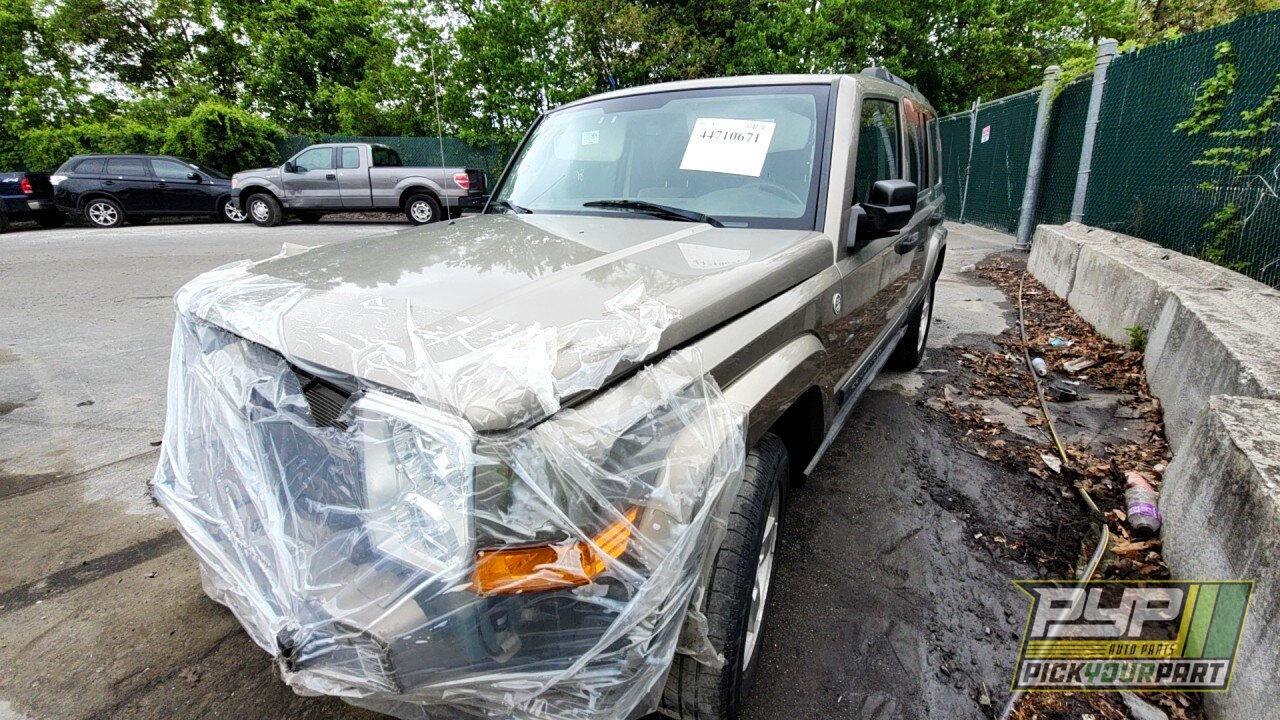 Photo of 2006 Jeep Commander