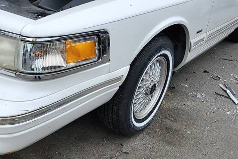Photo of 1996 Lincoln Town Car
