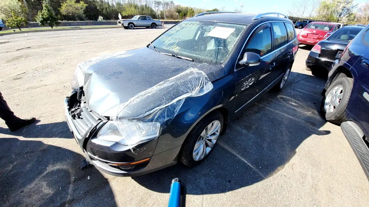 Photo of 2010 Volkswagen Passat