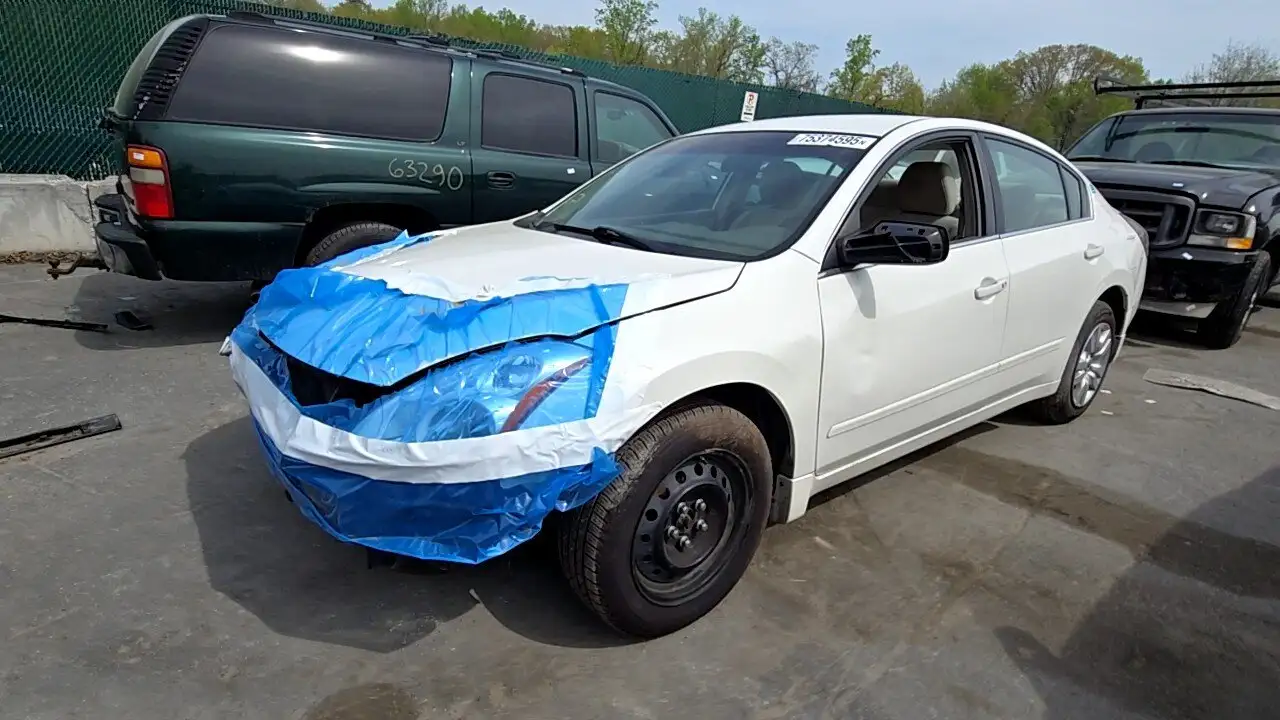 Photo of 2010 Nissan Altima