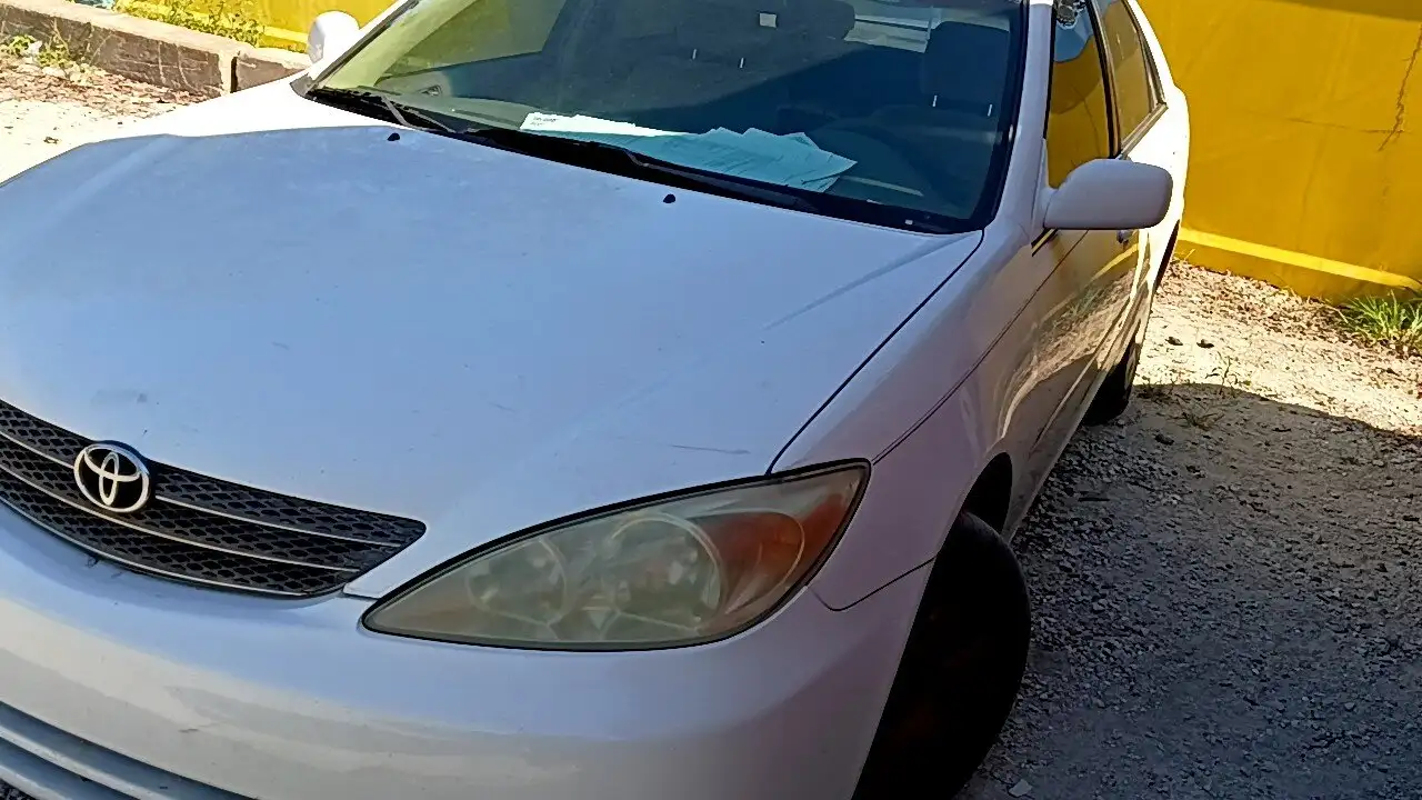 Photo of 2004 Toyota Camry