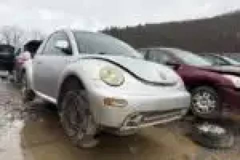 Photo of 1999 Volkswagen New Beetle