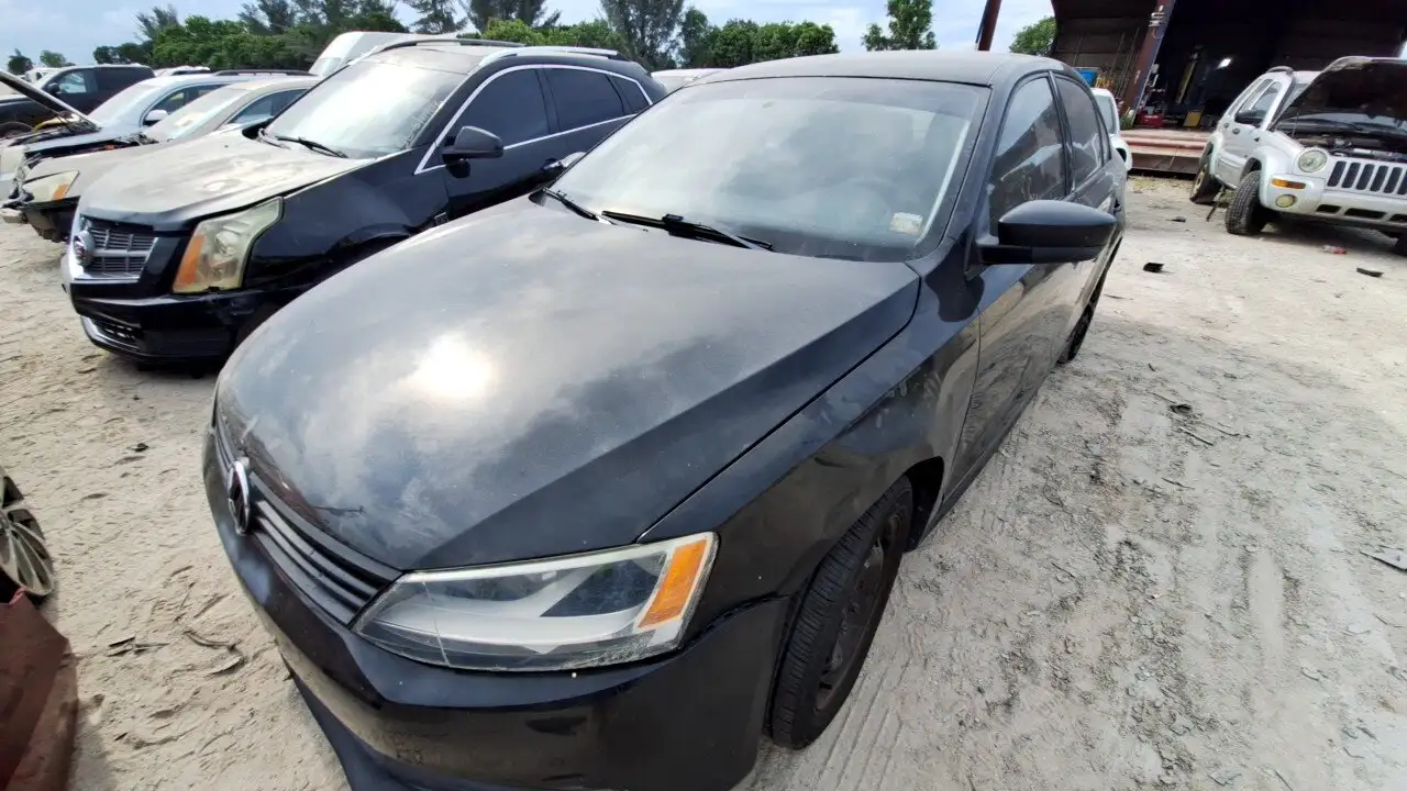 Photo of 2012 Volkswagen Jetta