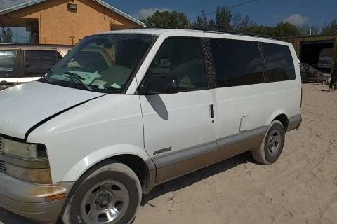 Photo of 2000 Chevrolet Astro