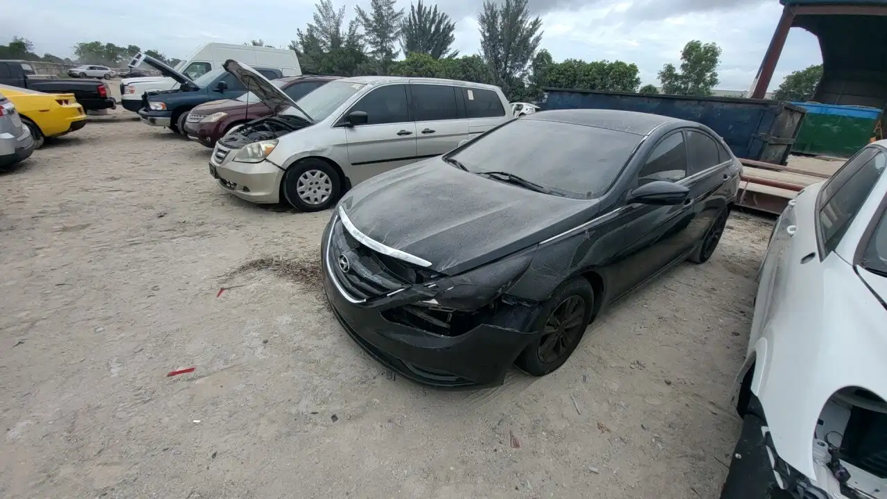 Photo of 2011 Hyundai Sonata