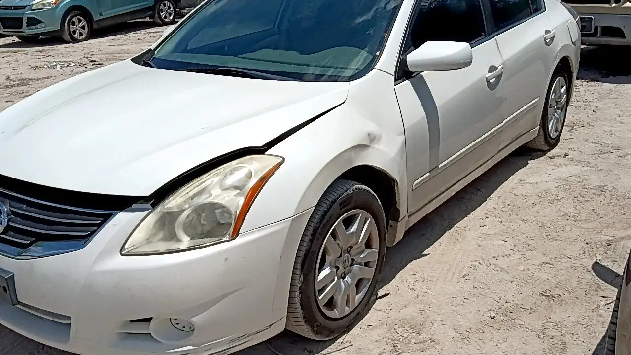 Photo of 2011 Nissan Altima