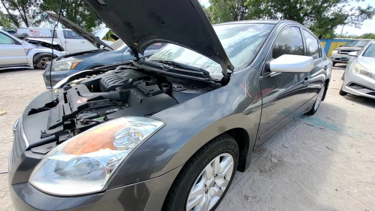 Photo of 2009 Nissan Altima