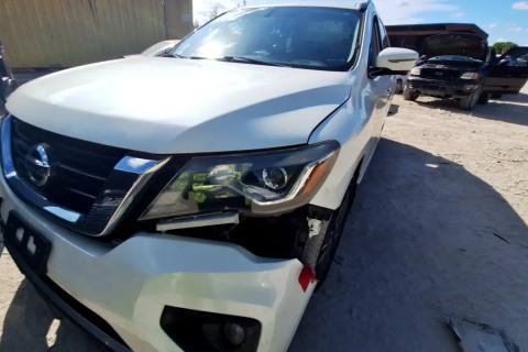 Photo of 2017 Nissan Pathfinder