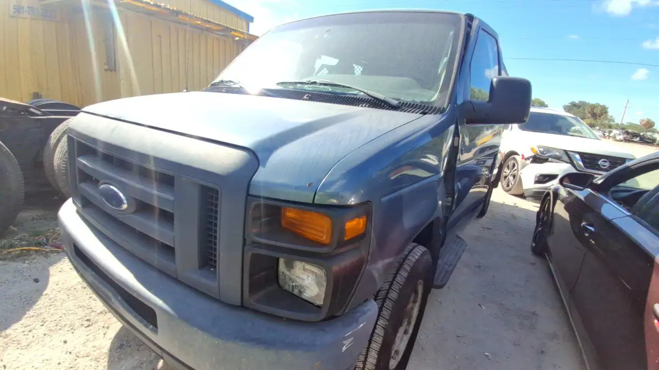 Photo of 2013 Ford E-250