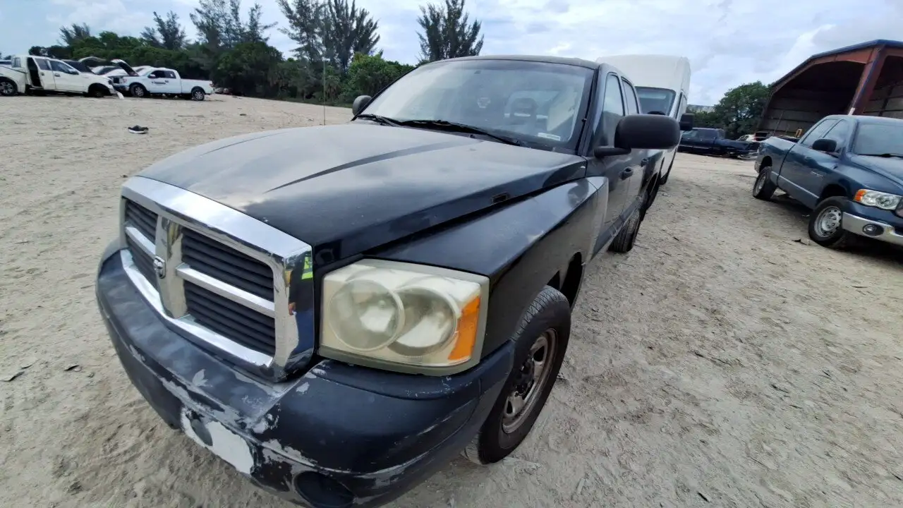 Photo of 2006 Dodge Dakota