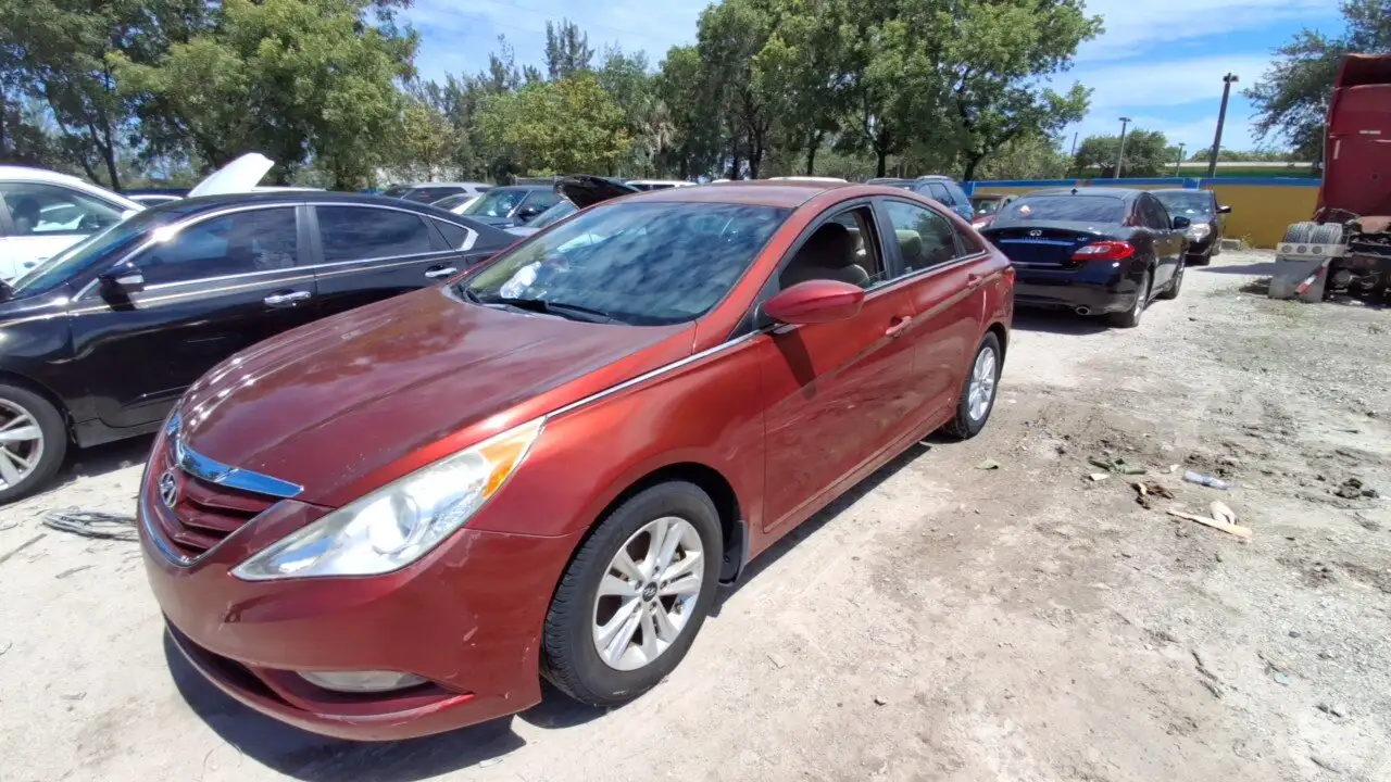 Photo of 2013 Hyundai Sonata