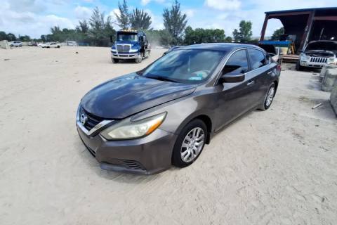 Photo of 2016 Nissan Altima