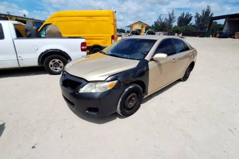Photo of 2011 Toyota Camry