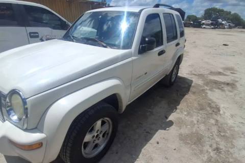 Photo of 2002 Jeep Liberty