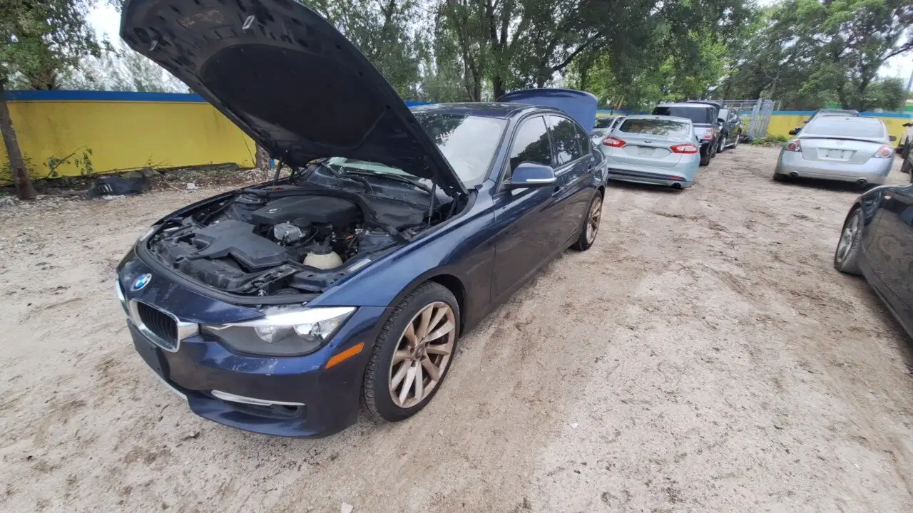 Photo of 2013 Bmw 328I