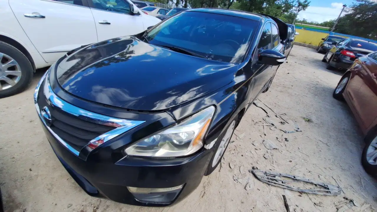Photo of 2014 Nissan Altima