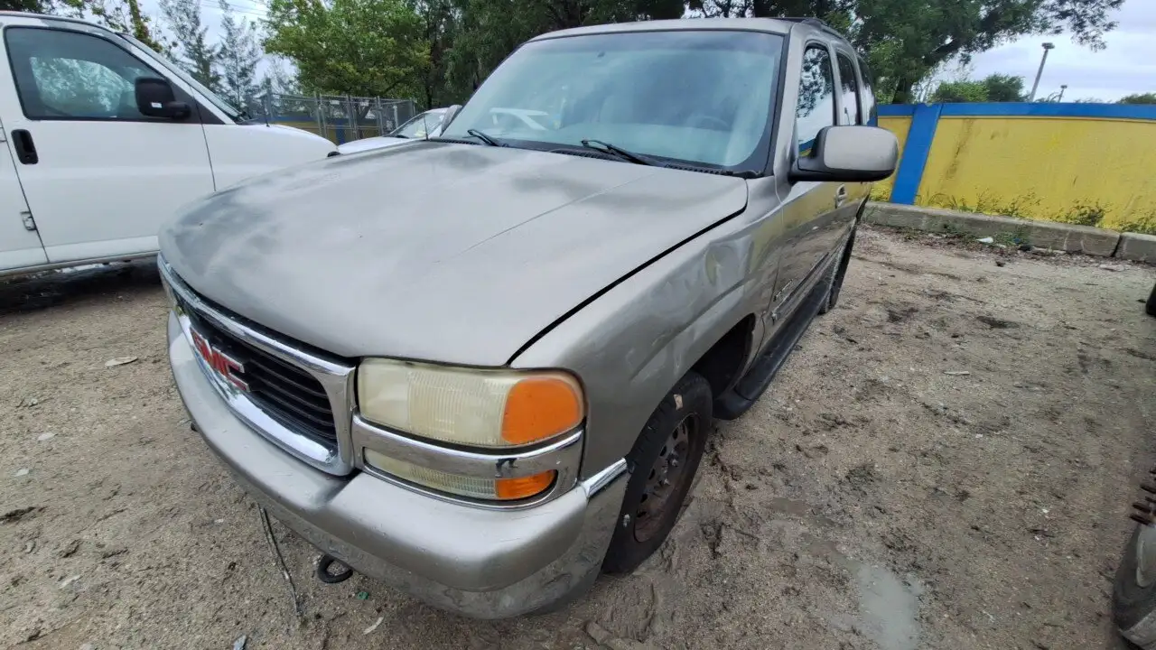 Photo of 2002 Gmc Yukon